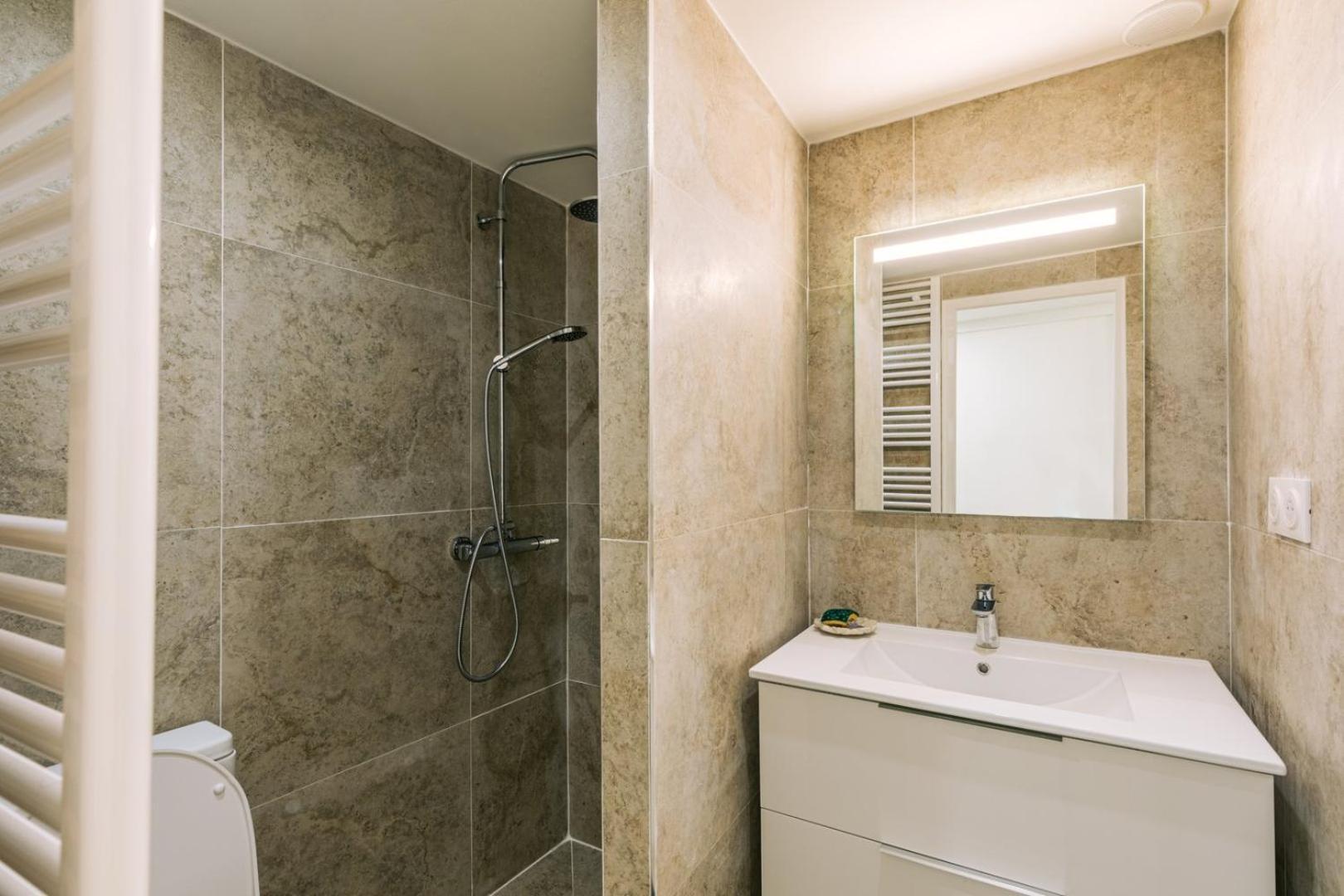Apartment Guestready - Lovely In Paris, 15 Minutes From Notre Dame Cathedral. Paris